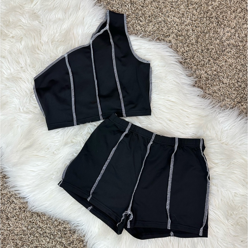 Black Stripe Set